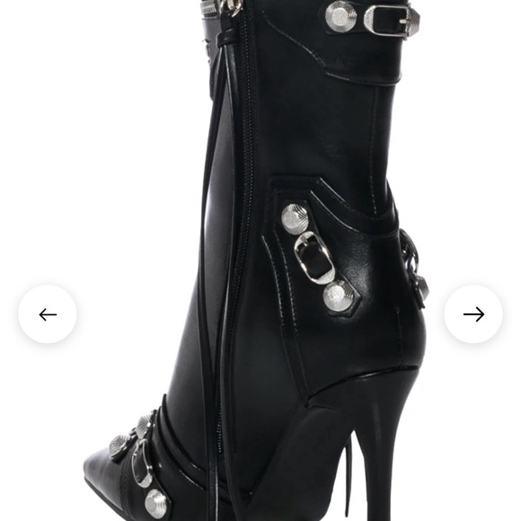 Sleek Black Ankle Boots with Silver Details - Picture 3 of 10